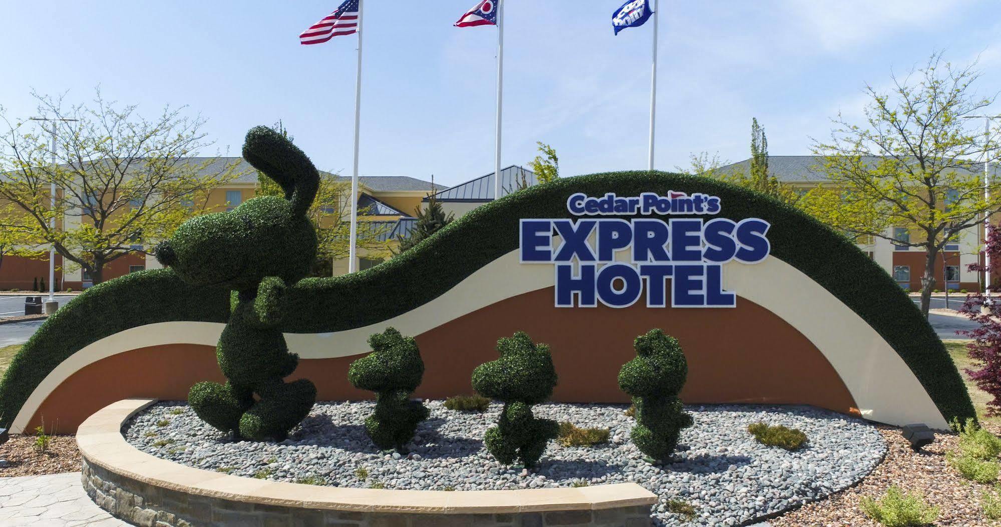 Cedar Point'S Express Hotel Sandusky Exterior photo